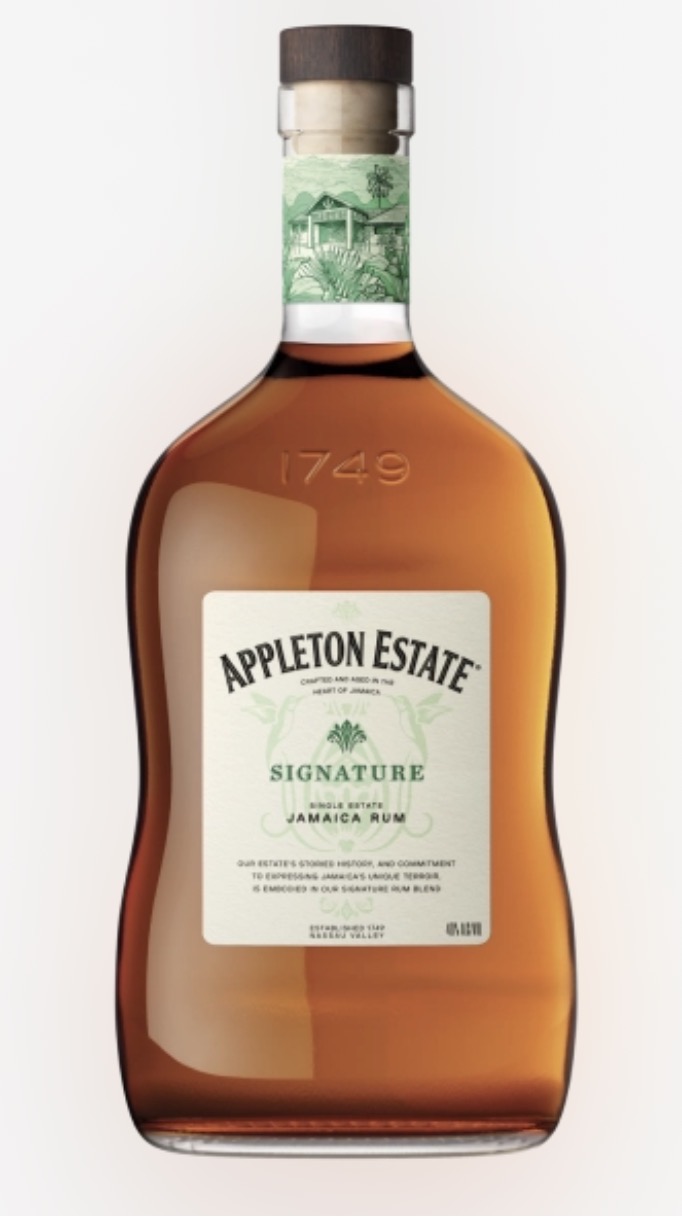 APPLETON SIGNATURE SHOT